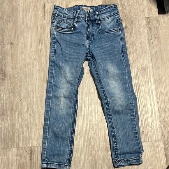 Koko Noko Stylish Blue Denim Jeans with Modern Fit size 3-4 - Picture 1 of 2